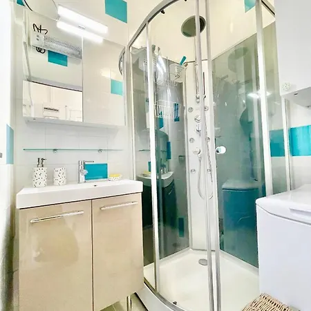 U Paradisu - Balcon - 100m - Parking - Climatisation *